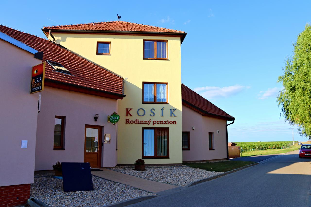 Penzion Kosik Tvrdonice Экстерьер фото